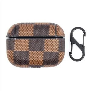 AirPods Pro Case in Brown